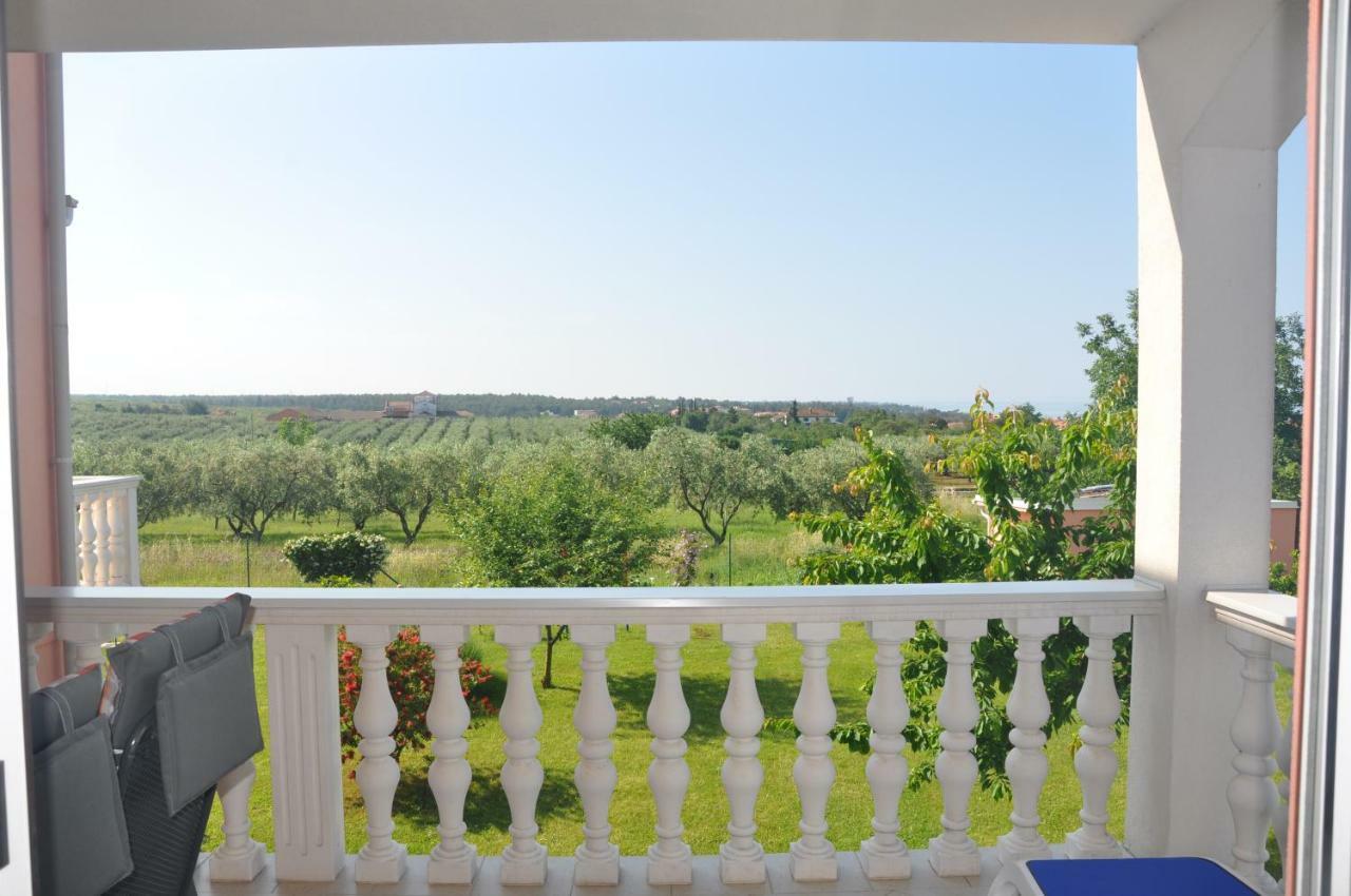Apartments Rosa Умаг Экстерьер фото